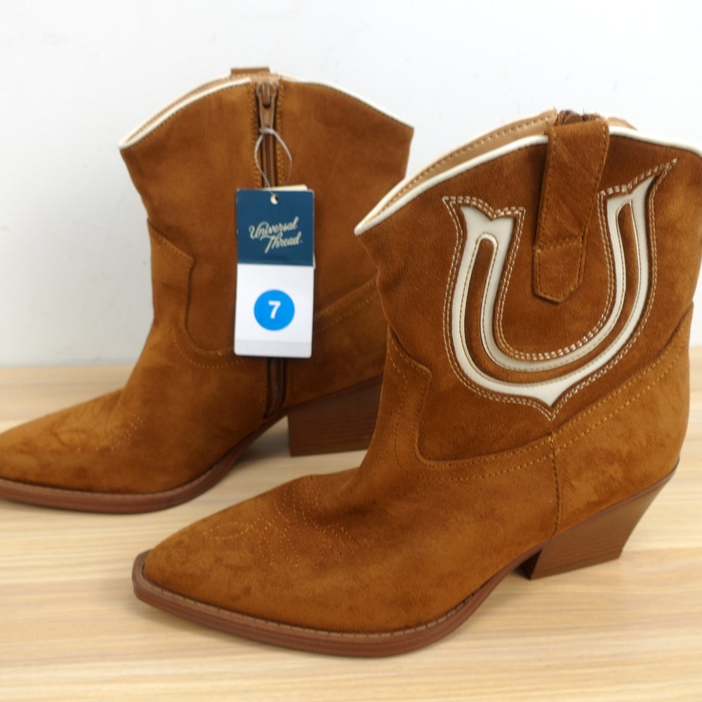 Western Cowboy Ankle Boots Women 7 Cognac Suede Horseshoe Rodeo UNIVERSAL THREAD